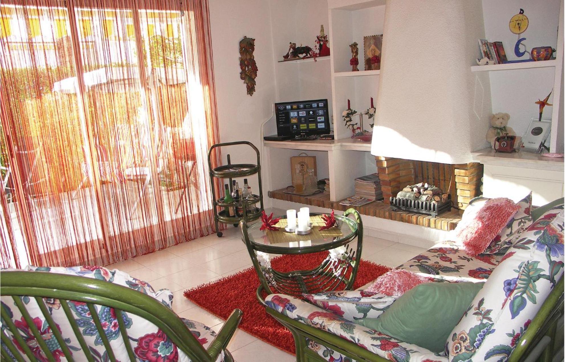 2 Bedroom Nice Apartment In Guardamar Del Segura Exterior foto
